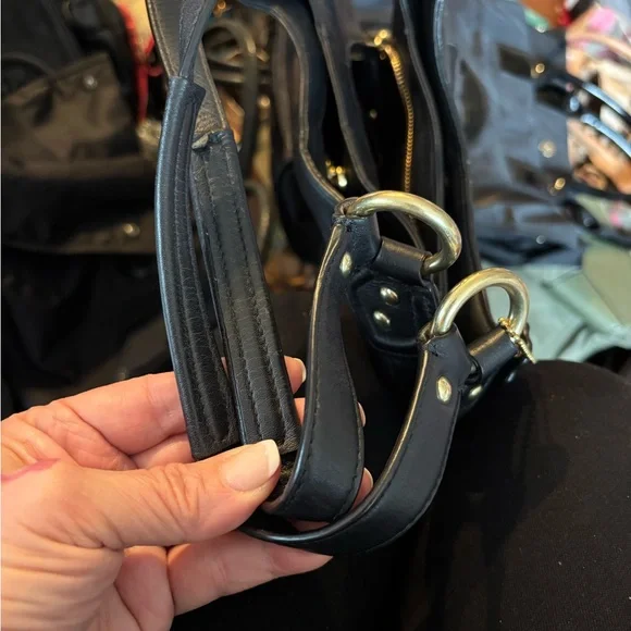 Coach SoHo G1380-F24686 Black Pebbled Leather 3-Compartment Hobo Bag in EUC - Picture 15 of 16